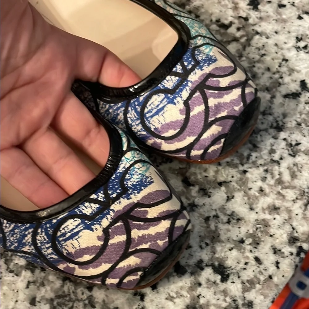 Coach Multicolor Patterned Flats Size 7_6